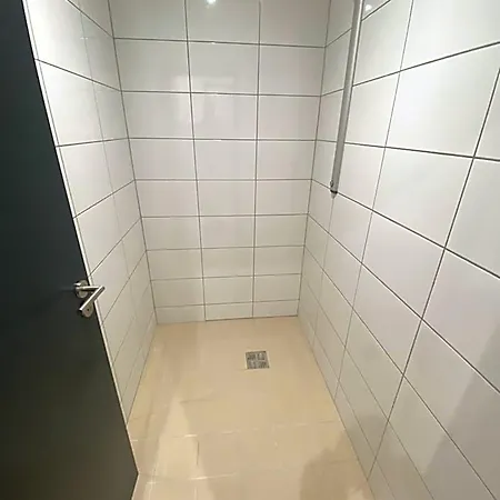 Hotel Appartel 76 *